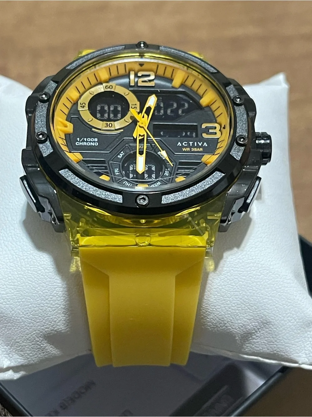 Activa X Invicta Digital Analog Men's Watch - 51mm. Yellow & Black, new.